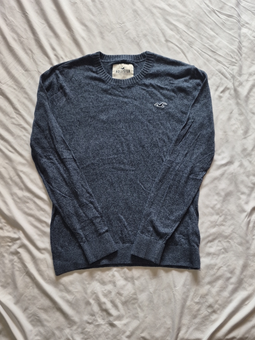 Hollister Women's Navy Crewneck Sweater Size Xs